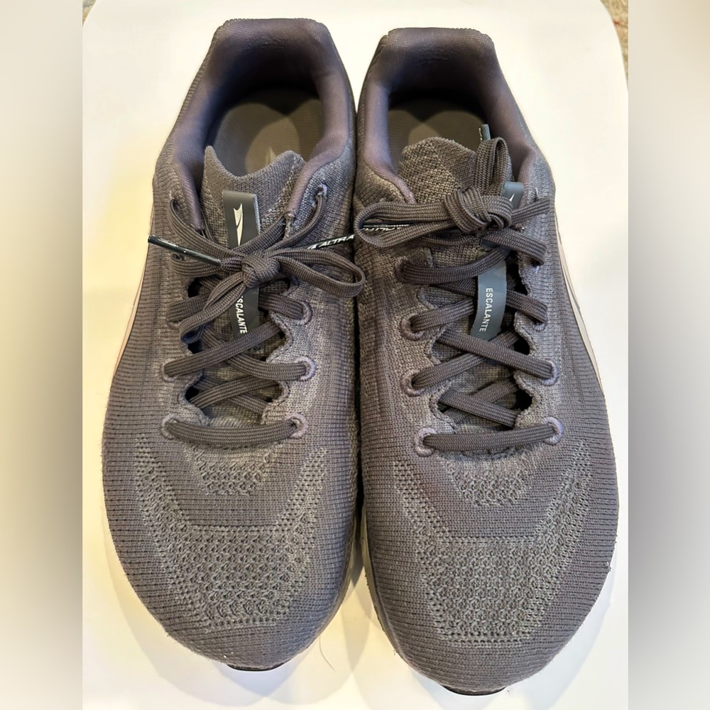 Men’s Altra Escalante running shoes - Size 9